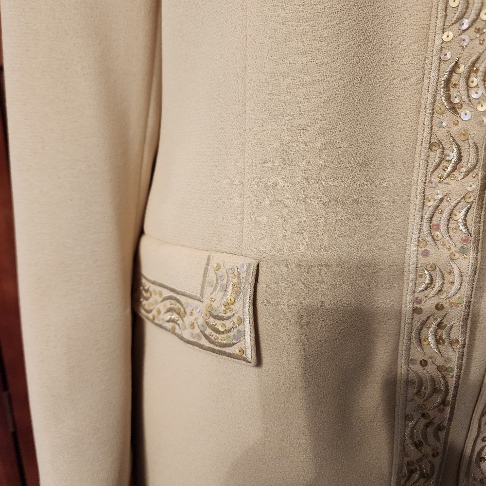 Women's Skirt Suit - Picture 3 of 14